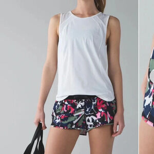 Lululemon Hotty Hot Short in Pop Cut Boom Juice Multi Black